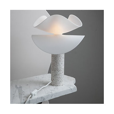 Lampe Swap-It en résine et perspex H.40 cm - Moodlight Studio